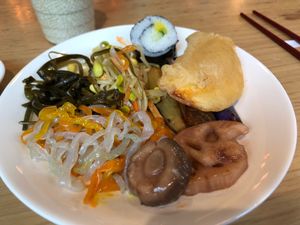 Lunch Buffet: 2nd round at Paramita Vegetarian Restaurant - Cheung Yee in Kowloon