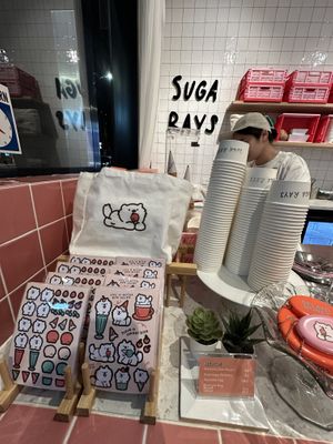 Cute merch! The staffs are really friendly & nice! Thank you for great vibes!💜💜💜  at Suga Rays in Melbourne