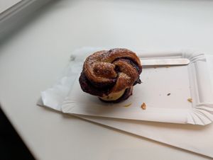 Heidelbeerencruffin at brotsüchtig • Bio Bäckerei in Oberösterreich