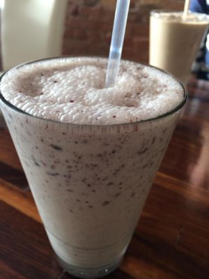 Smoothie ('Oreo') at Rawlicious in Newmarket