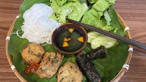   at Bếp Chay Huệ Nhiên in Hanoi