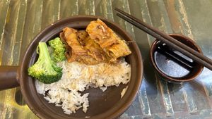 Sorry for eating half of it before 😅  at Bếp Chay Huệ Nhiên in Hanoi