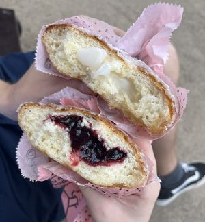 Both vegan flavours  at Pączek & Donut in Szczecin