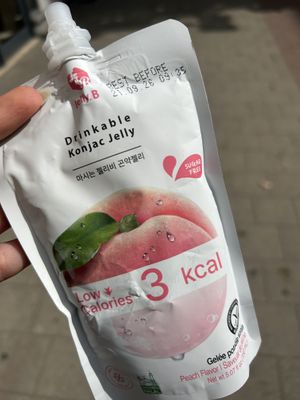 konjac jelly (2,50€)  at Dun Huang in Vlaanderen
