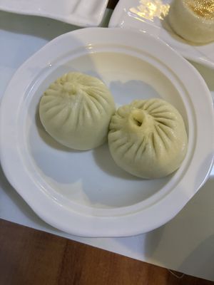 Dumplings with vegetable fillingg  at Shuiying Sky Su Restaurant - 水映天空素餐厅 in Chengdu