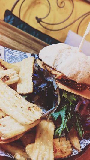 Kale & Quinoa VegBurger at Bubita Bar in Barcelona