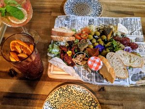 Drinks: Elizabeth and Lolita with Cheese platter at Bubita Bar in Barcelona