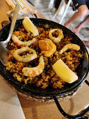 Paella at Bubita Bar in Barcelona