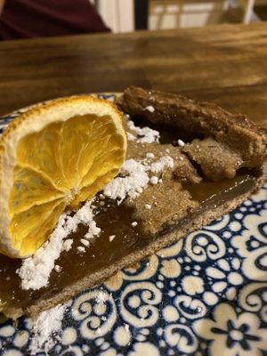 Ginger lemon tart at Bubita Bar in Barcelona