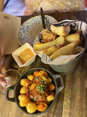 Piratas bravas and crispy gnocchi with a tomato sauce  at Bubita Bar in Barcelona