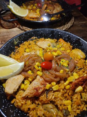 Paella at Bubita Bar in Barcelona