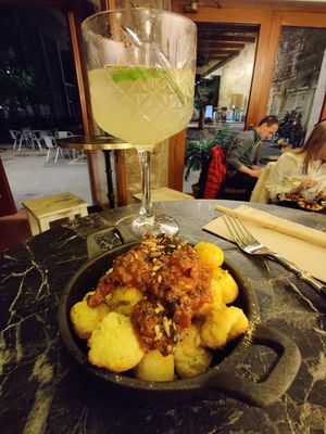 Gnocchi with a Frida drink at Bubita Bar in Barcelona