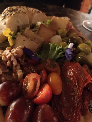 3 amigos, plancha de queso at Bubita Bar in Barcelona