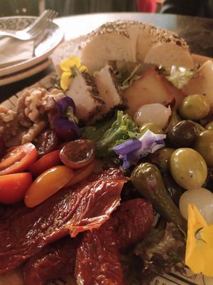 3 amigos, plancha de queso at Bubita Bar in Barcelona