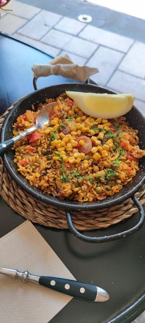 Paella verdure at Bubita Bar in Barcelona