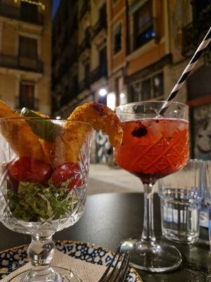 Prawn cocktail and monalisa sangria at Bubita Bar in Barcelona