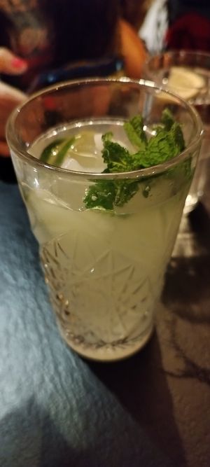 Limonada casera con menta at Bubita Bar in Barcelona