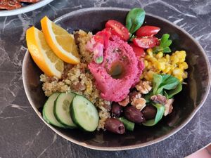 Bubita Quinoa Bowl at Bubita Bar in Barcelona