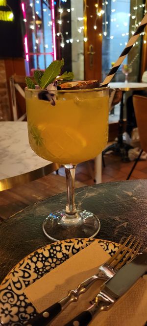 Monnalisa cocktail at Bubita Bar in Barcelona