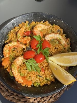 Vegan paella con mariscos   at Bubita Bar in Barcelona