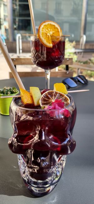 Sangría clásica and sangria with Tequila at Bubita Bar in Barcelona