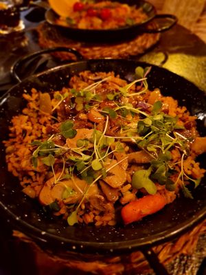 Vegetable paëlla at Bubita Bar in Barcelona