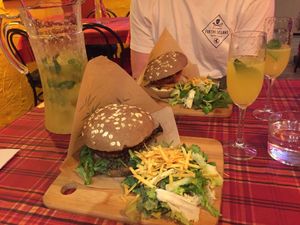 Burgers at Bubita Bar in Barcelona