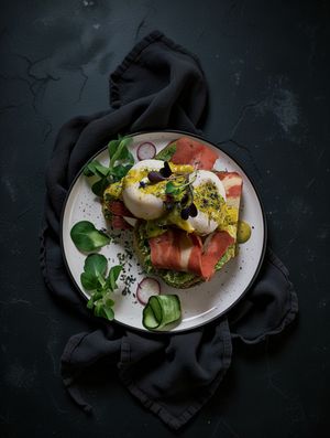 plant-based Benedict & Bacon at Bubita Bar in Barcelona