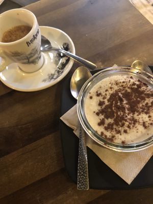 Coffee and tiramisu (raw) at Bubita Bar in Barcelona