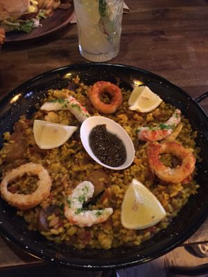 Paella at Bubita Bar in Barcelona