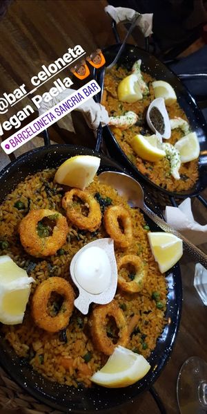 Paella 🥘 at Bubita Bar in Barcelona