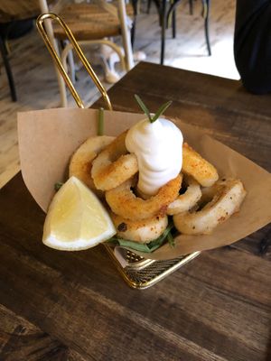 vegan fried calamari ⭐️ at Bubita Bar in Barcelona
