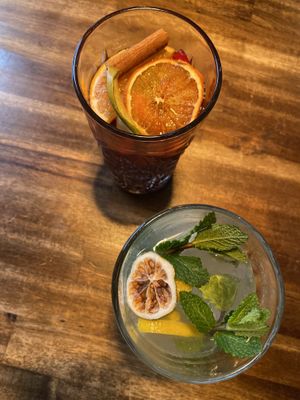 Sangria „Denise“ and fresh Lemonade at Bubita Bar in Barcelona