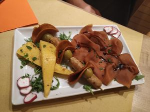 Tagliere Vegano at Veganda in Padua