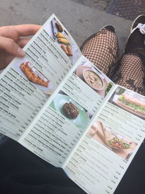Leaflet with the menu at Veganda in Padua