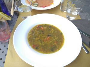 Green soup at Veganda in Padua