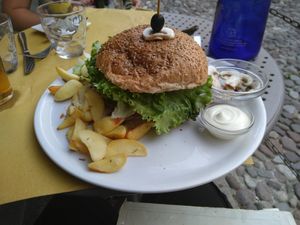Burger at Veganda in Padua