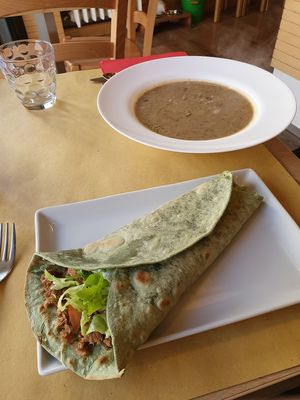 Winter soup and thyme soy chunks piadina at Veganda in Padua