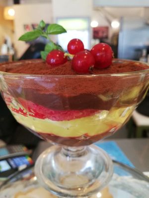 Zuppa inglese vegan fresco e fatto al momento at Veganda in Padua