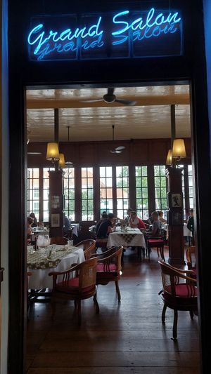  at Café Batavia in Kota Jakarta Barat