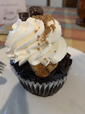 S’mores cupcake  at Pushkin's Bakery in Sacramento