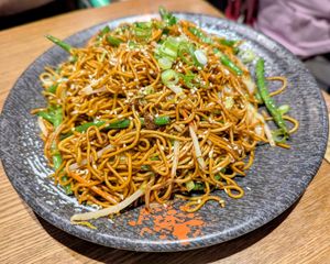 Stir Fry Noodle with Mixed Veg at Kuānzhǎi Xiàng Noodle Alley - 宽窄巷 Noodle Alley in England