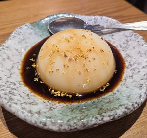 Szechuan Style Pudding With Sugar Syrup at Kuānzhǎi Xiàng Noodle Alley - 宽窄巷 Noodle Alley in England