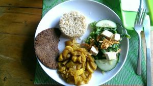 Main dish, Vegan Menú del día at Vegan House in Medellin