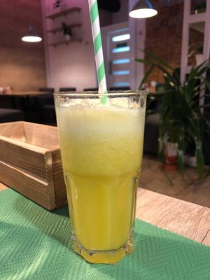 Apple pineapple juice at Zelen in Odessa