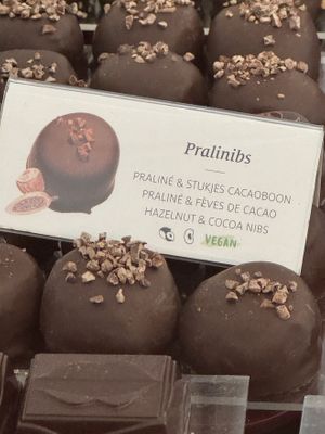 Praliné et fèves de cacao  at Valentino in Région Wallonne