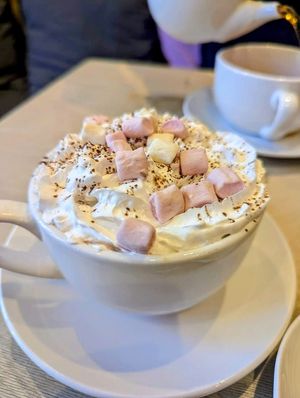 Hot cocoa at Considerit in Edinburgh