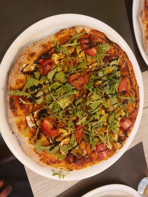 Pizza vegan at PATATI & PATATA in Nouvelle-aquitaine