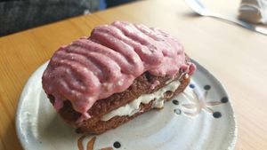  at Carry Aum Coffee in Marseille