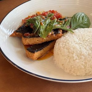 Vegan Spicy “Fish” with Rice at Mello in Bangkok